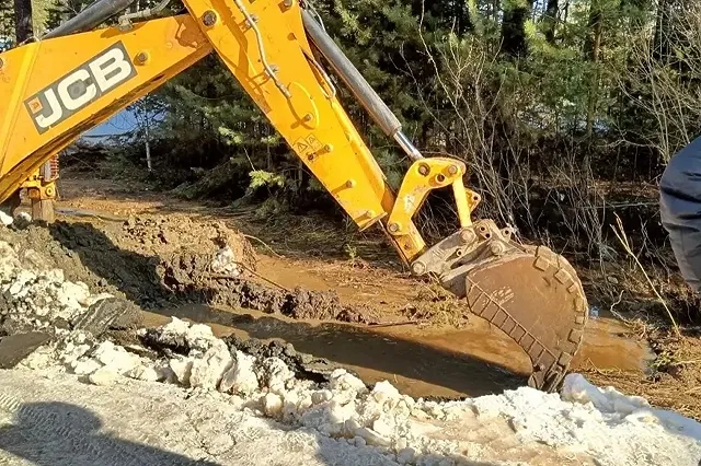 «Отличный выходной». Жителям Первоуральска из-за аварии «снизили напор» холодной воды