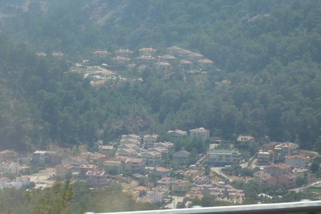 В Турции перевернулся автобус с российскими туристами