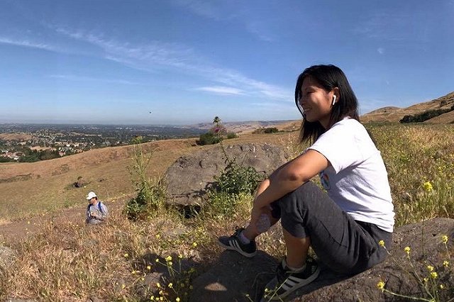 Журналистка пойдет под суд за историческую фотографию со свастикой