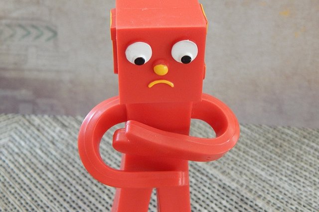 Врач назвал неочевидные симптомы коронавируса