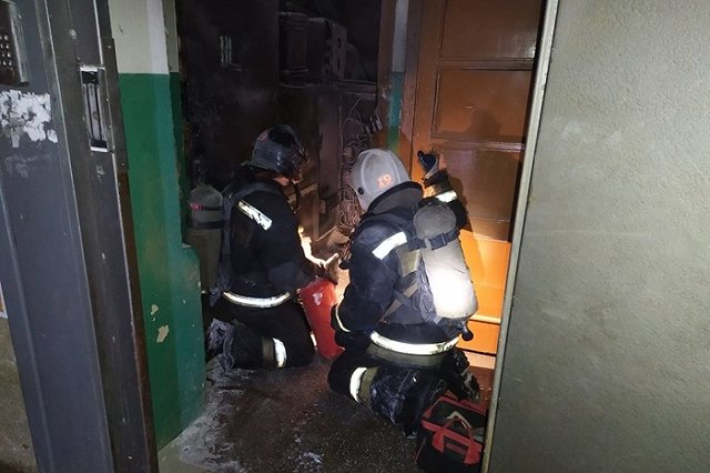 Что делать в случае пожара в многоквартирном доме — видео