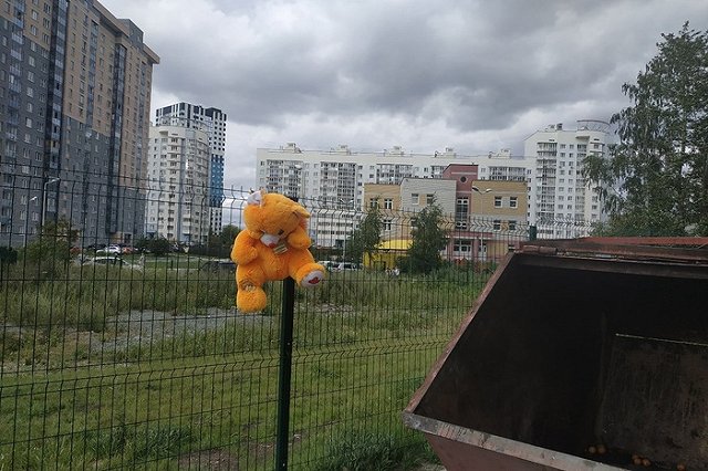 ЕМУП «Спецавтобаза» назвала самых крупных должников за вывоз мусора