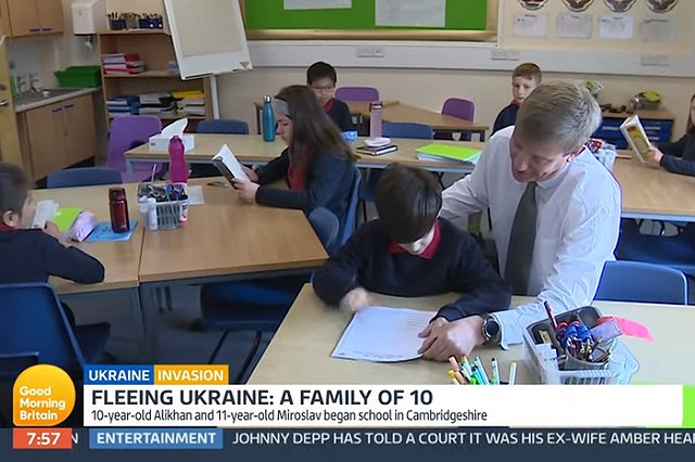 Джонсон не исключил депортацию в Руанду украинских беженцев-нелегалов