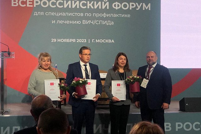 Сегодня на площади 1905 года все желающие могут пройти бесплатное тестирование на ВИЧ