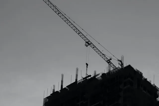 На Урале мигрантам запретили работать почти во всех сферах