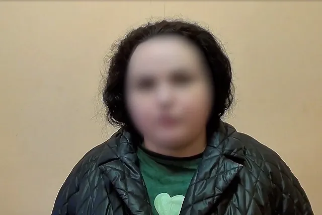 В Екатеринбурге задержали 25-летнюю мать-одиночку, работавшую на мошенников