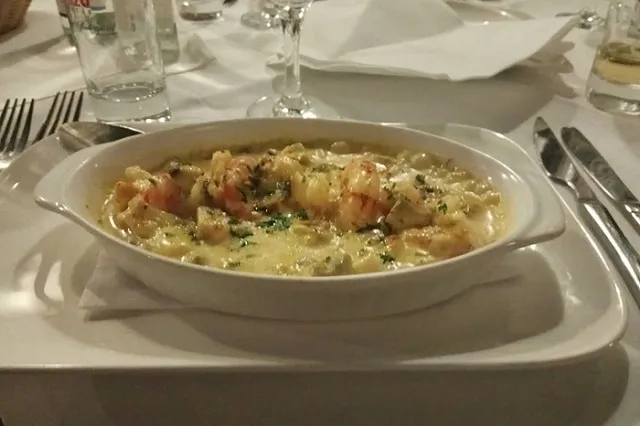 Пускать в ТЦ и кафе разрешили по водительским правам