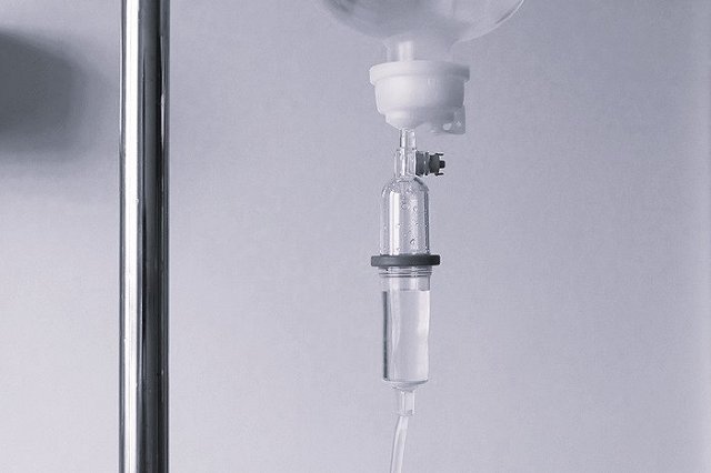 Свердловчанка умерла в Турции, узнав о трагическом инциденте с мужем