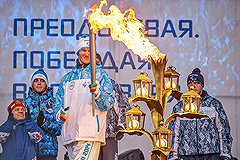 Паралимпийский огонь в Екатеринбурге зажгли от доменной печи