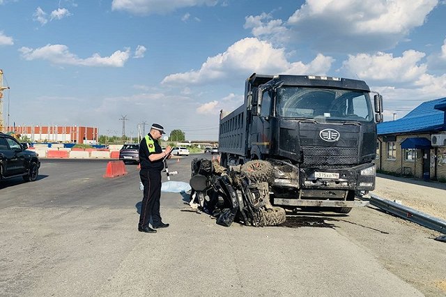 «Пятеро погибли». Всплеск смертельных аварий произошел в последний день весны в Свердловской области