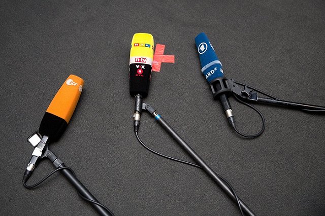 Сноуден рассказал о слежке АНБ за личной жизнью рядовых американцев