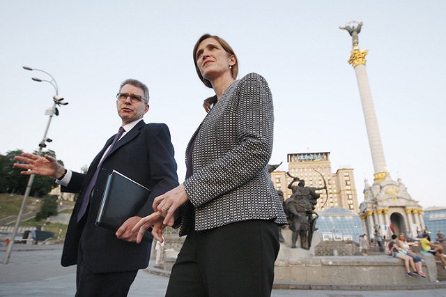 Посол США призвал американцев не участвовать в Петербургском форуме