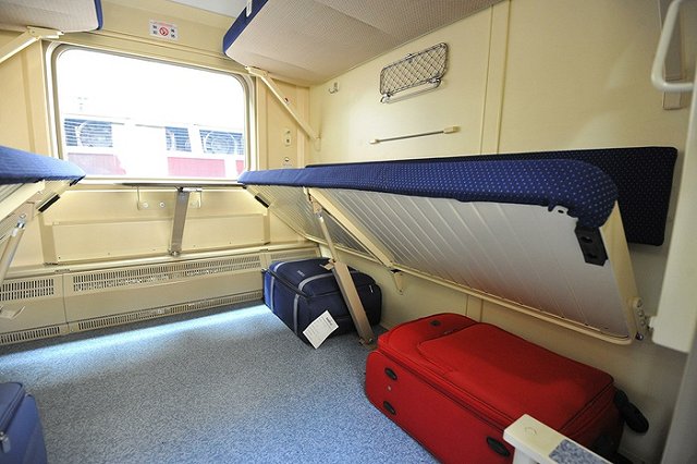 Летом на российские курорты пустят дополнительно 154 поезда