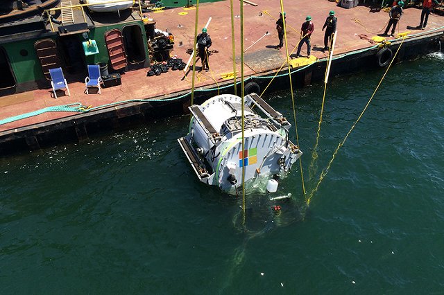 Microsoft затопила дата-центр на дне моря