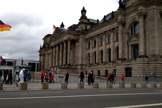 СМИ: Украина расколола Восточную и Западную Германию