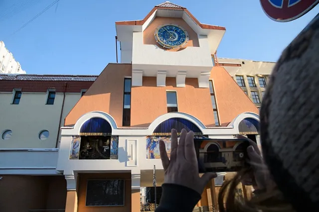 В Екатеринбурге театр отказался возвращать деньги испуганным родителям