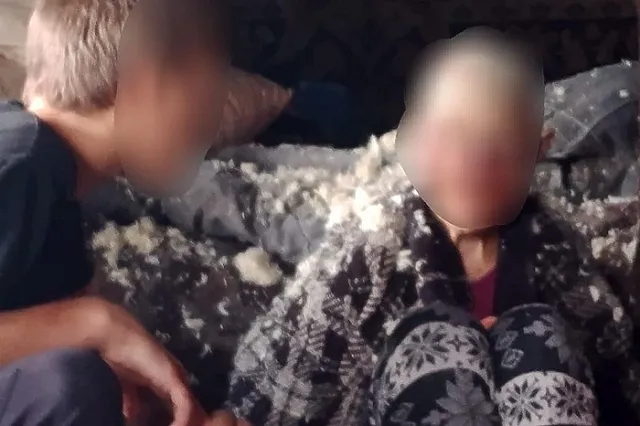 Подростки избили до полусмерти и изнасиловали пенсионерку, снимая происходящее на камеру