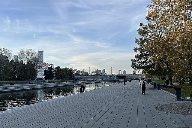 Мэр Екатеринбурга считает успешной свою работу с сервисами проката электросамокатов