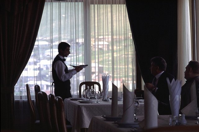 Число новых точек общепита в Екатеринбурге превысило число закрывшихся