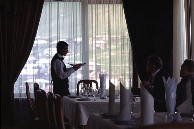 Число новых точек общепита в Екатеринбурге превысило число закрывшихся