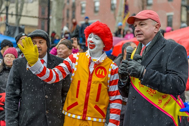 В Казахстане откроется первый McDonald\'s