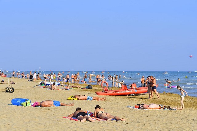 Определено оптимальное время для загара