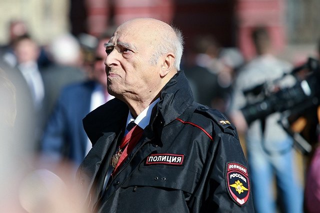 У Владимира Этуша похитили 28 миллионов рублей