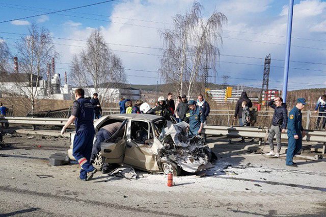В двух ДТП погибло 5 человек. Двое под Первоуральском, трое — под Нижним Тагилом
