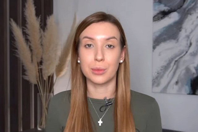 Суд в Екатеринбурге вынес решение по инциденту с блогершей, посадившей за руль малолетнего сына