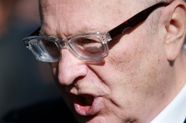 Фракция ЛДПР в полном составе покинула заседание Госдумы