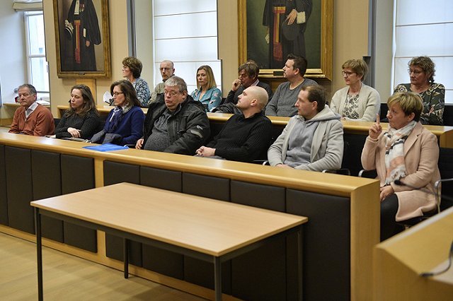 Присяжные оправдали фигурантов дела об обстреле полицейских в Петербурге