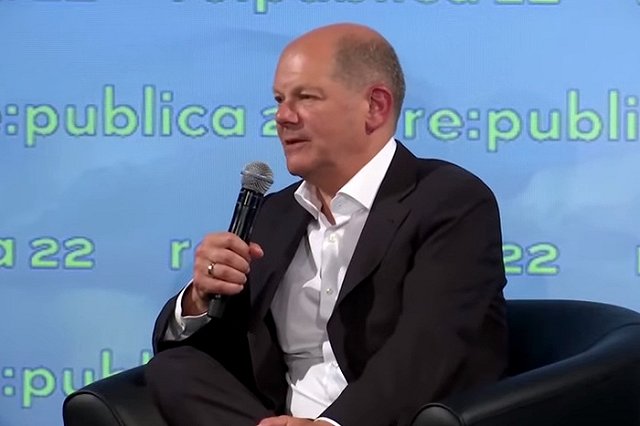 Украинский депутат рассказал, как Шольц действует против Киева чужими руками