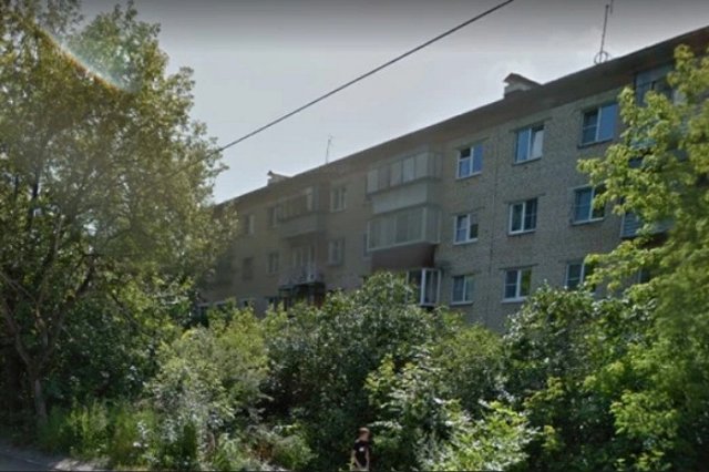 Диспетчер скорой помощи уральского города не приняла вызов от прохожей к задыхающемуся ребенку