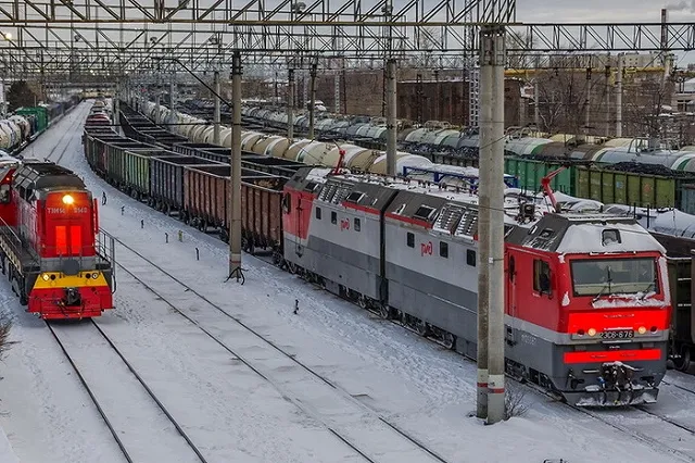 Следующий из Екатеринбурга поезд насмерть сбил женщину