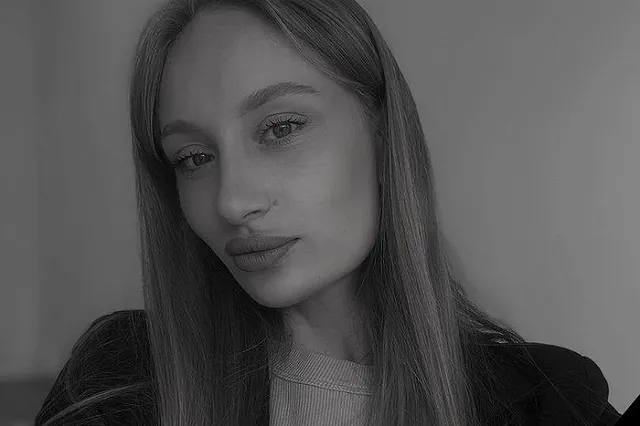 Что известно о стюардессе «Уральских авиалиний», которая погибла в ДТП за сутки до первого рейса