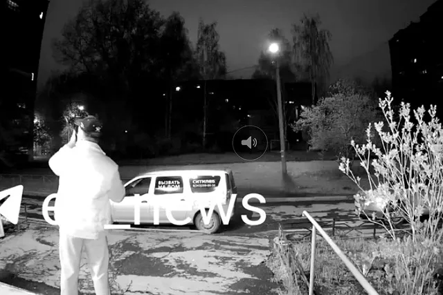 Стало известно, кто открыл стрельбу из автомата около многоэтажки в Екатеринбурге