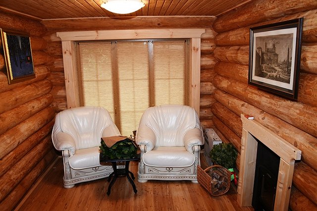 У предпринимателя отобрали мебель из сауны за долги перед налоговой