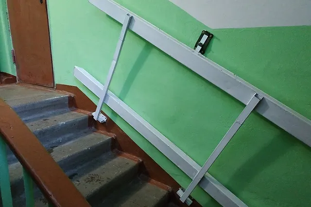 В УК ЖКХ Октябрьская прокомментировали вопрос со скамейкой на Куйбышева