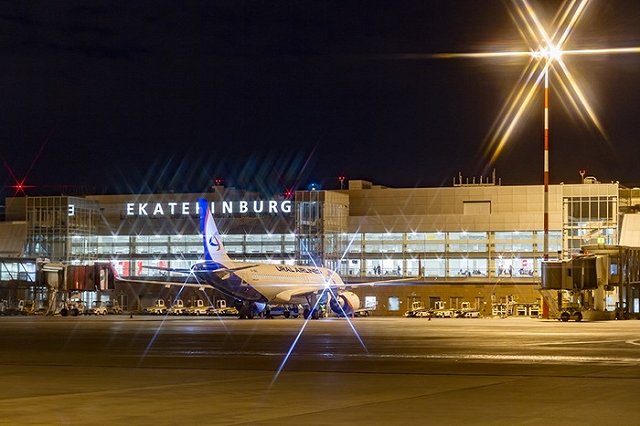 Самолет «Уральских авиалиний», на котором обнаружили неполадку, успешно сел в Кольцово