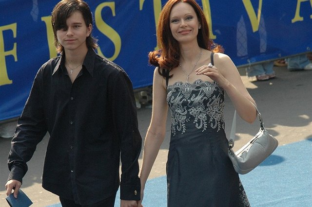 СМИ узнали о смерти пасынка Безрукова