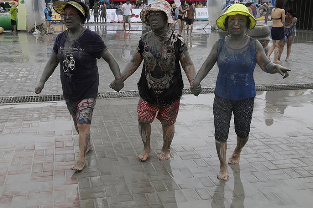 Британское агентство предложило туристам отдых на пляжах в Северной Корее