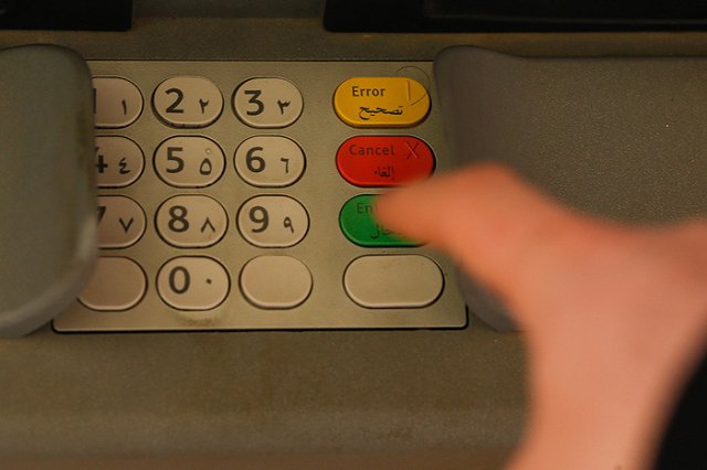 «Такси от банка». Мошенники придумали новую схему обмана доверчивых пенсионеров