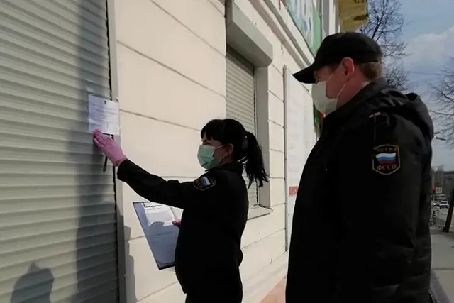 Ещё 8 организаций закрыли в Свердловской области за незаконную работу в карантин