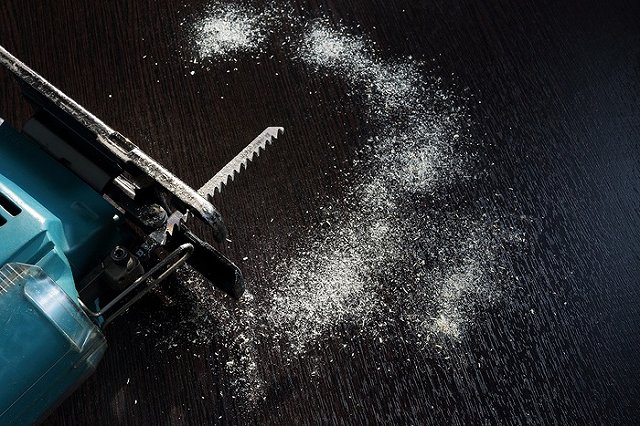 Расчленили лобзиком, а голову убрали в морозилку: в Свердловской области убили мужчину