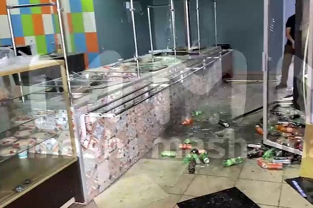 Забросили гранату: в Воронеже произошёл взрыв в местном кафе