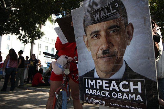 Глава КС нашел в заявлениях Обамы «почти дословное цитирование» Гитлера