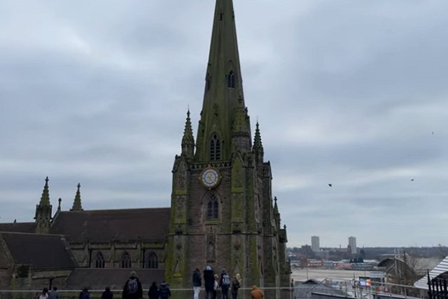 Украинский беженец пытался изнасиловать приютившего его британца