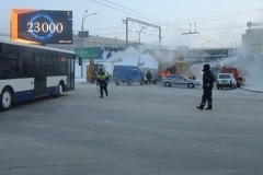 Пожарные деблокировали 5 автомобилей, вмерзших в лед