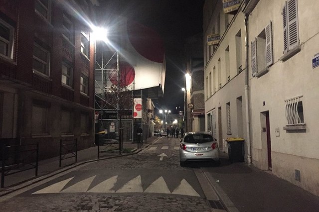 Террористка-смертница подорвалась во время спецоперации в Сен-Дени