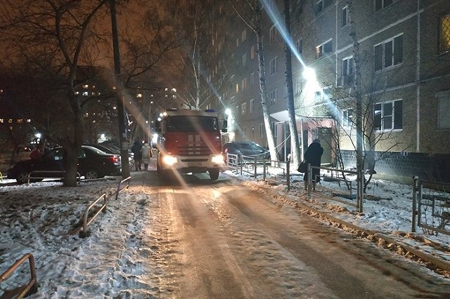 На Уралмаше у жителей массово выгорели электрощитки